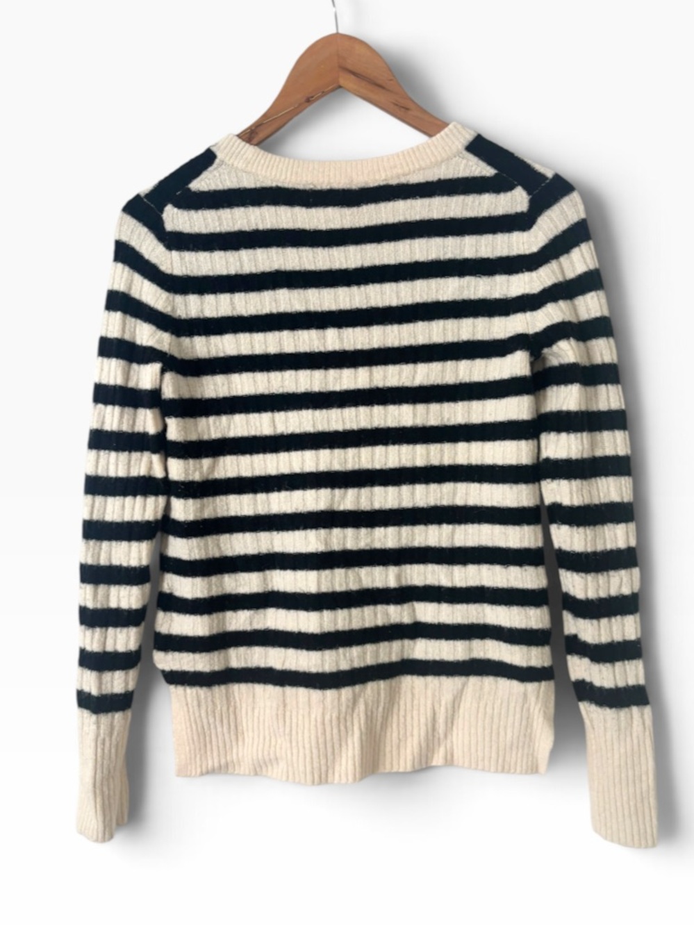 Old Navy Striped Crewneck Sweater - Size XS - Picture 3 of 4